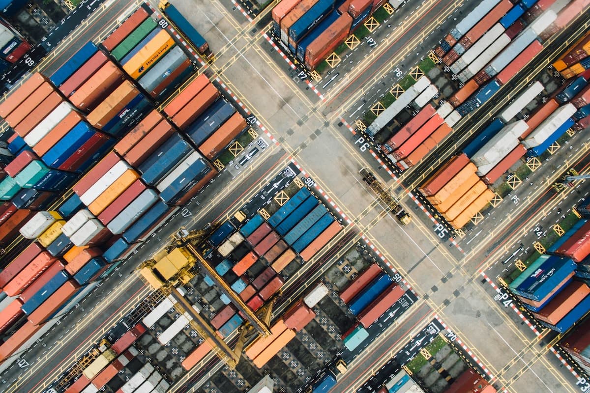 Birds eye view of a shipping dock